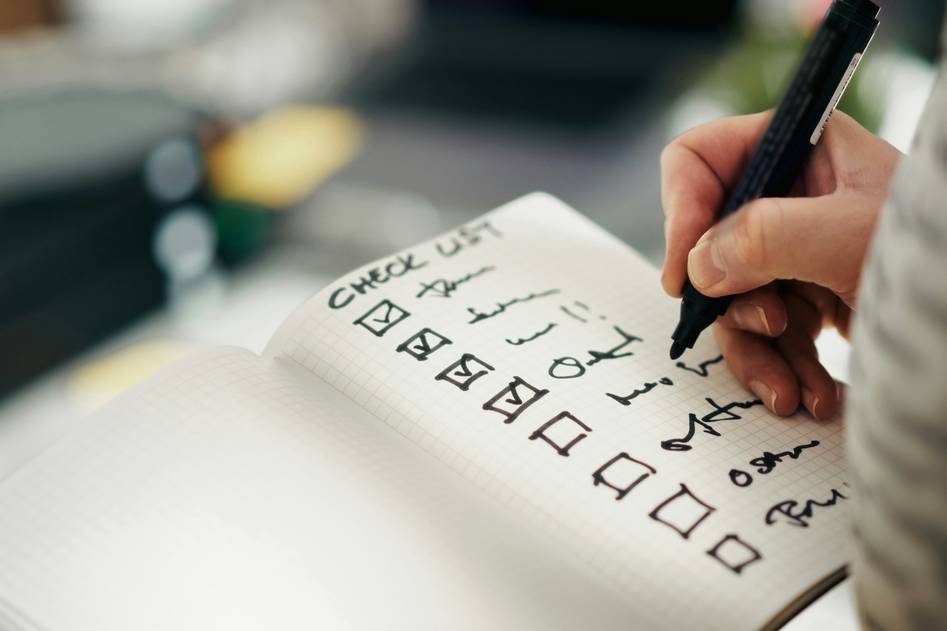 Experienced ISO auditor teaching an online class